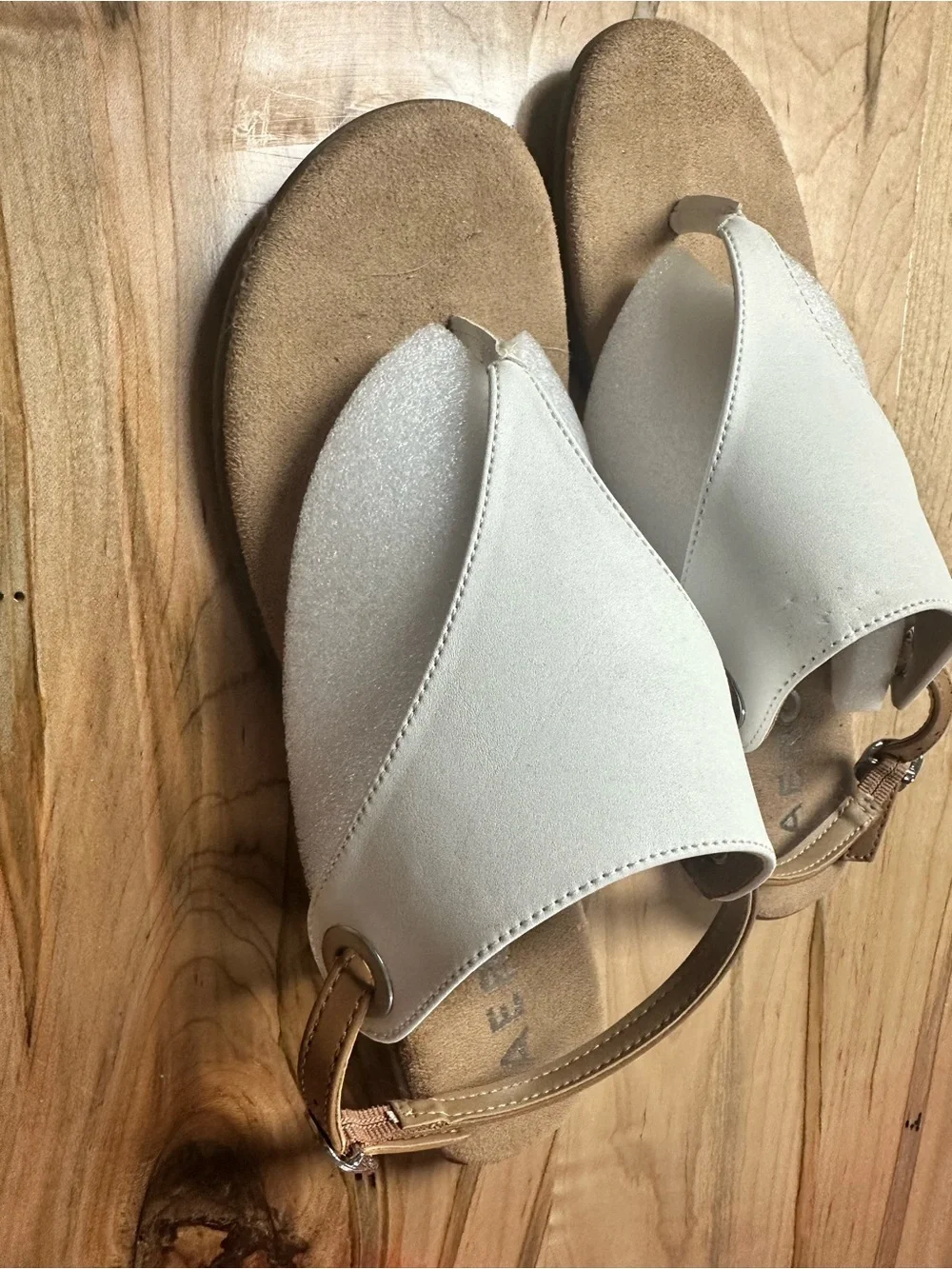 AEROSOLES White and Tan Thong Sandals
